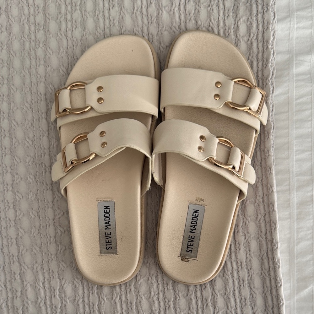 Steve Madden Beige Hanni Slides with Gold Accents
